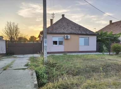 Kuća, Aradac · 82m² · 43.000€ | SveNekretnine
