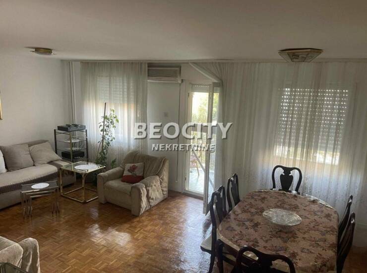 Stan Novi Sad, Rotkvarija – fotografija 1