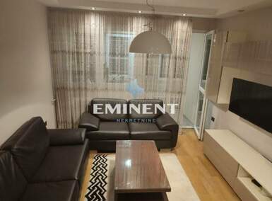 Trosoban stan, Hotel Jugoslavija · 62m² · 970€ | SveNekretnine
