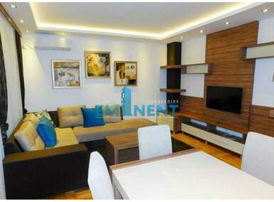 Dvosoban stan, Blok 63 · 45m² · 650€ | SveNekretnine
