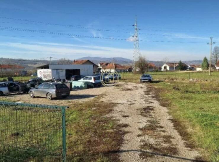 Plac Beograd, Mladenovac (mesto) – fotografija 3