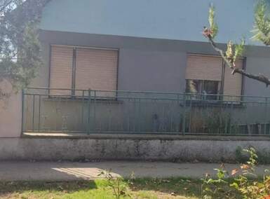 Kuća, Maglić · 100m² · 65.000€ | SveNekretnine