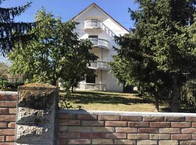 Kuća, Beli Potok · 850m² · 1.130.000€ | SveNekretnine
