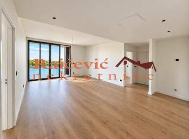 Trosoban stan, Beograd Na Vodi · 105m² · 680.000€ | SveNekretnine
