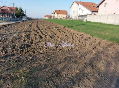 Plac, Borča · 35.000€ | SveNekretnine